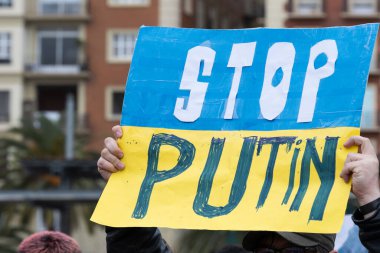 Göstericiler Ukrayna 'yı destekliyor.