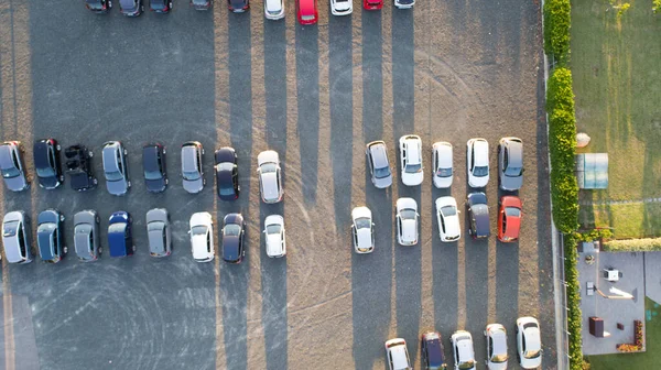 Parkoló Légi Drónra Néző — Stock Fotó