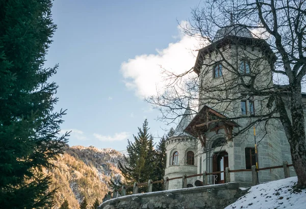 Gressoney Italia Circa Diciembre 2017 Exteriores Del Castillo Estilo Medieval — Foto de Stock