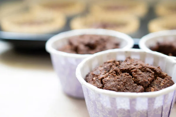 Gros Plan Des Cupcakes Chocolat Faits Maison Sur Table Cuisine — Photo