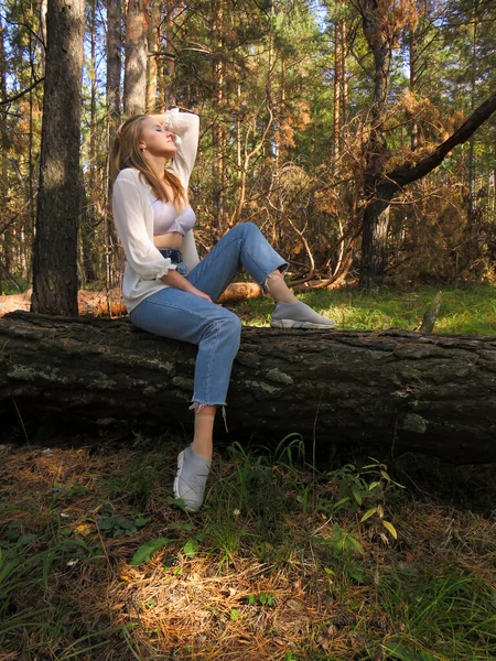 Young Beautiful Blonde Woman Silk Blouse White Bra Blue Jeans — Stock Photo, Image