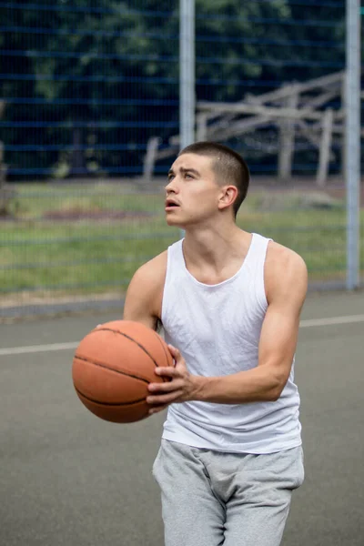Nineteen Year Old Teenage Boy Playing Basketball Public Park — Zdjęcie stockowe