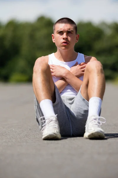 Nineteen Year Old Teenage Boy Doing Situps Public Park — Stock fotografie