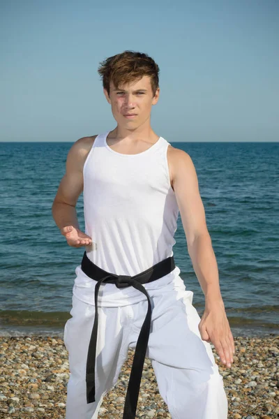 Year Old Teenage Black Belt Doing Karate Beach — Fotografia de Stock