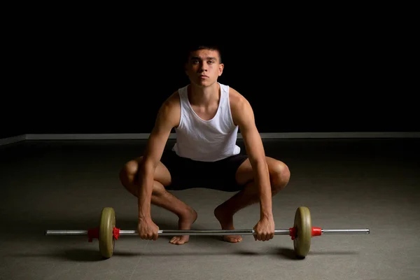 Jaar Oud Tiener Jongen Een Tanktop Het Heffen Van Een — Stockfoto