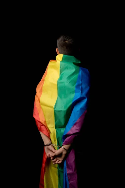 Adolescente Anos Sem Camisa Envolto Uma Bandeira Orgulho Sob Prisão — Fotografia de Stock