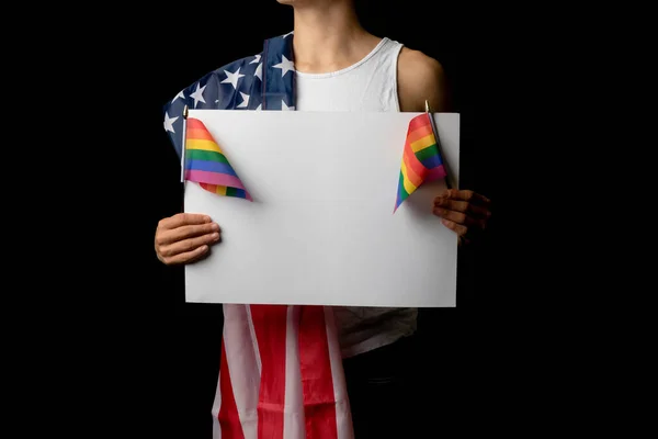 Ett Porträtt Nittonårig Tonåring Med Svart Bakgrund Med Amerikansk Flagga — Stockfoto