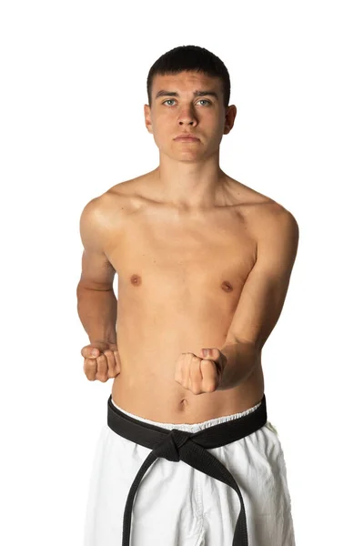 Μια Shirtless Ετών Εξάσκηση Ένα Καράτε Short Punch — Φωτογραφία Αρχείου