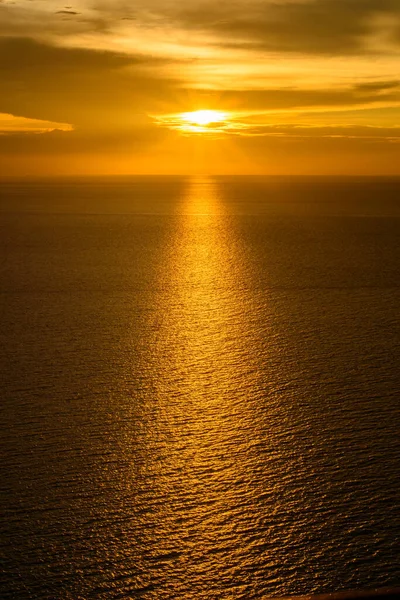 Небо Перед Восходом Солнца Отражением Море — стоковое фото