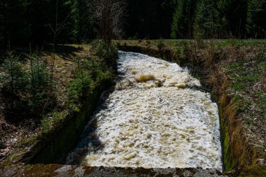 Su kanalı, Sumava, Srni