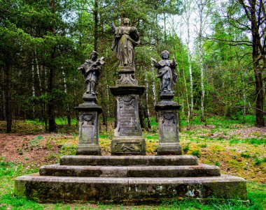 Parktaki heykel Vyhlidka, Hromnicke jezirko