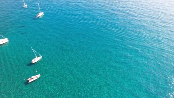 Ponza Drone Εναέρια Άποψη Εκπληκτική Θέα Τιρκουάζ Σμαραγδένια Κρυστάλλινα Νερά — Αρχείο Βίντεο
