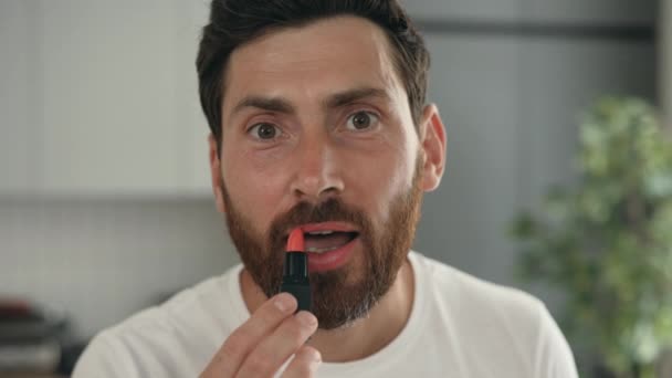 Close View Gay Man Paints Lips Light Pink Lipstick Home — Stockvideo