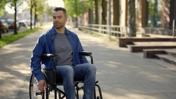 Portrait Happy Man Wheelchair Wearing Casual Clothes Disabled Smiled Businessman — 图库视频影像