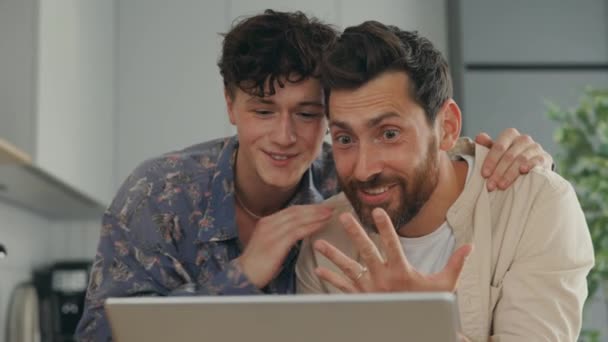Lgbt Gays Couple Feeling Happy Cheerful Couple Using Laptop Video — Stockvideo