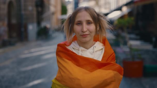 Portrait Smiled Woman Covering Herself Lgbt Flag While Looking Camera — Stock Video