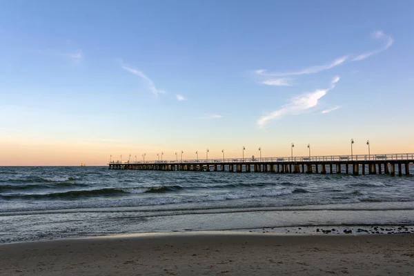 Orlowo, Gdynia, Polonya 'da uzun bir iskele
