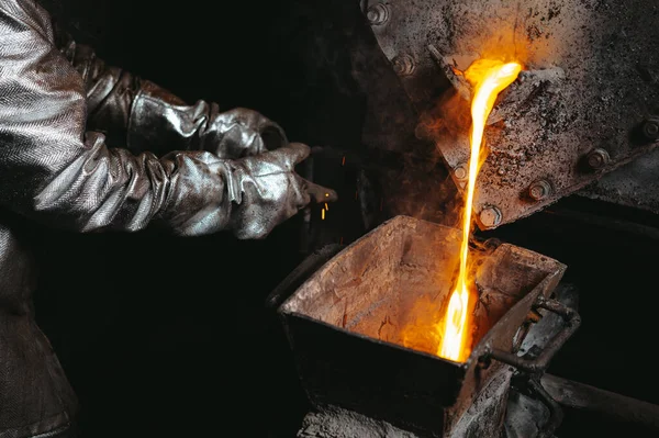 Goud mijnbouw fabriek warmtekachel pure industrie — Stockfoto