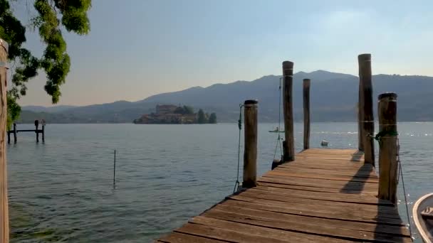 Canoes Lake Orta — Vídeo de stock