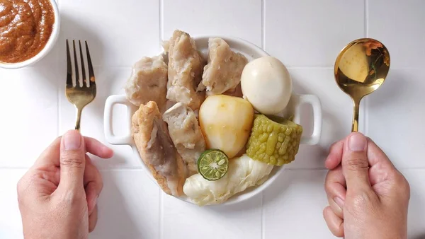 시오메 Siomay 오마이 Siomai Shaomai 종류입니다 타피오카와 밀가루로 만들기도 합니다 — 스톡 사진