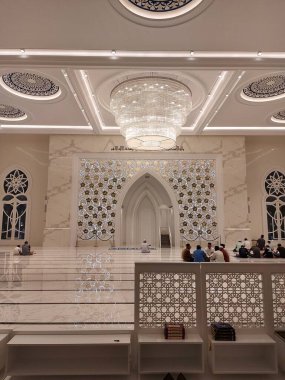 Bogor, Endonezya-10 Nisan 2022: Caminin içindeki atmosfer