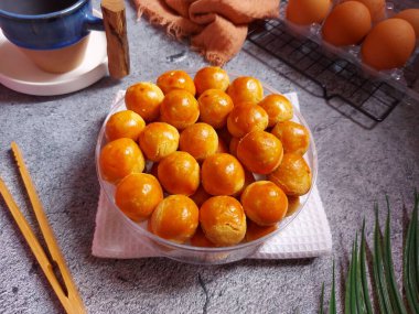 Ananaslı tart, nanalı tart ya da nastarlı kurabiyeler. İçinde ananas reçeli olan kurabiyeler. Kurban Bayramı ve diğer özel etkinliklerinde çok popülerdir..