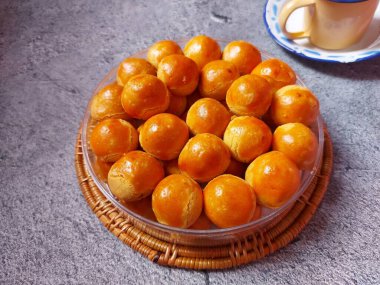 Ananaslı tart, nanalı tart ya da nastarlı kurabiyeler. İçinde ananas reçeli olan kurabiyeler. Kurban Bayramı ve diğer özel etkinliklerinde çok popülerdir..