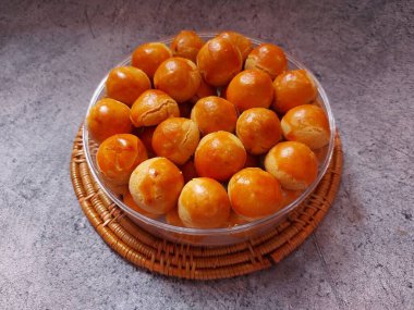 Ananaslı tart, nanalı tart ya da nastarlı kurabiyeler. İçinde ananas reçeli olan kurabiyeler. Kurban Bayramı ve diğer özel etkinliklerinde çok popülerdir..