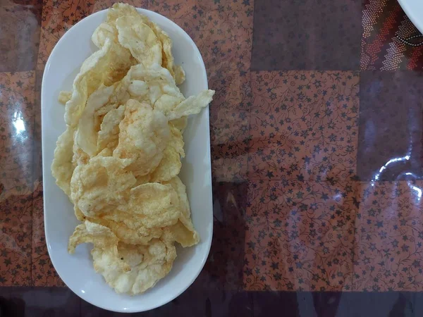 Stekte Chips Laget Melinjobønner Smakfull Smak Indonesisk Tradisjonell Snacks Servert – stockfoto
