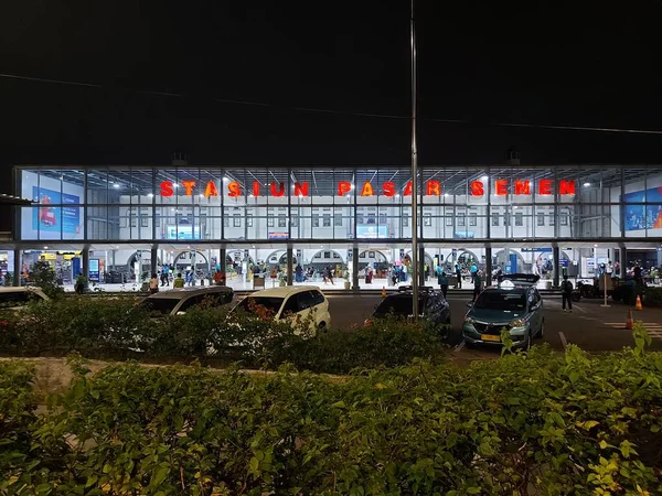 Jacarta Indonésia Julho 2022 Fachada Edifício Stasiun Pasar Senen Localizado — Fotografia de Stock