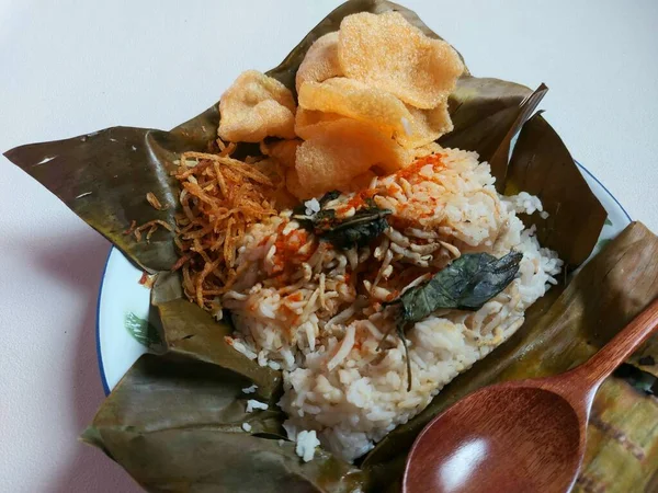 Ansjovis Gegrilde Rijst Nasi Bakar Ikan Teri Indonesië Taal Het — Stockfoto