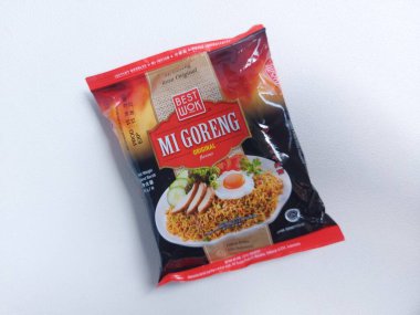 Bogor, indonesia-august 10 2022: best wok mi goreng original flavour. It is indonesian imstant noodle brand.