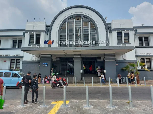 Jacarta Indonésia Agosto 2022 Stasiun Jakarta Kota Uma Estação Linha — Fotografia de Stock