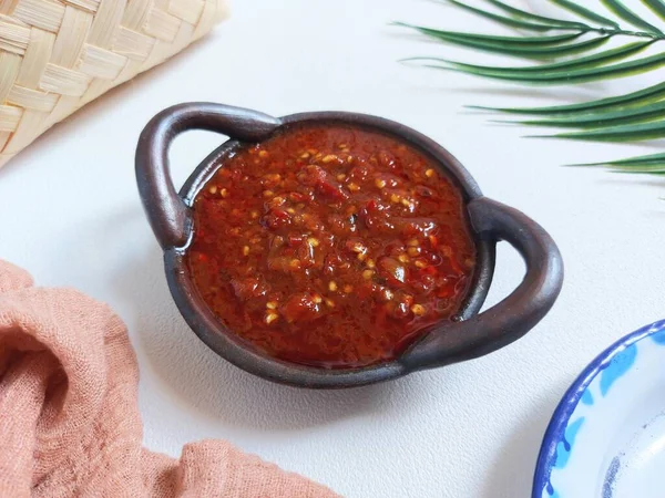 Sambal Terasi Tradycyjne Boczne Danie Indonezji Wykonane Świeżego Czerwonego Chili — Zdjęcie stockowe