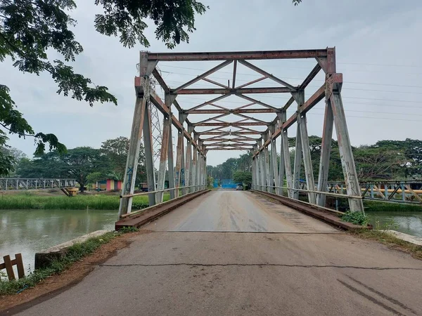 Karawang Indonésie Septembre 2022 Pont Texmaco Situé Dessus Rivière Citarum — Photo