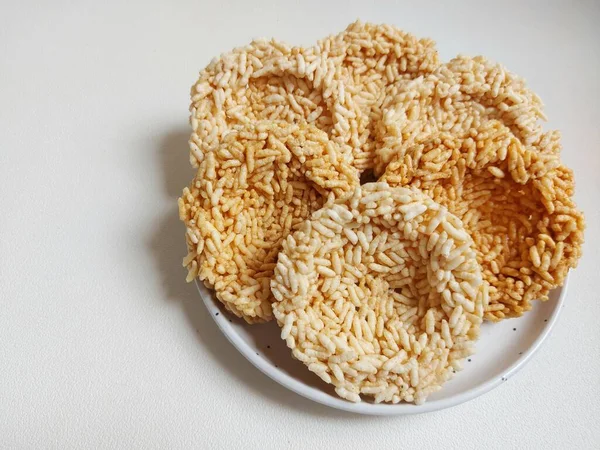 Ρανγκινανγκορανγκινάνγκ Είναι Ένα Είδος Indonesianthickricecracker Κατασκευασμένο Από Μαγειρεμένο Κολλώδες Ρύζι — Φωτογραφία Αρχείου