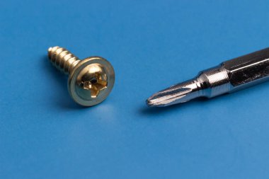 Tornavida ucu ile vida - mükemmel uydu.