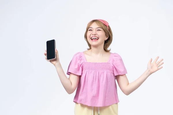 Happy Uśmiechnięta Azjatycka Dziewczyna Masce Snu Śledzenie Jej Snu Aplikacji — Zdjęcie stockowe