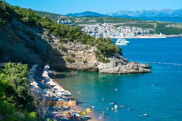 Velja Spila Beach Montenegro June 2021 Vacationers Small Pebble Beach — Stock Photo, Image