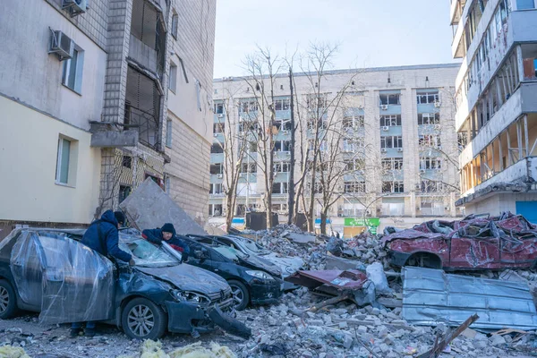 Kiev Oekraïne Maart 2022 Beschadigd Gebouw Met Meerdere Verdiepingen Kiev — Stockfoto