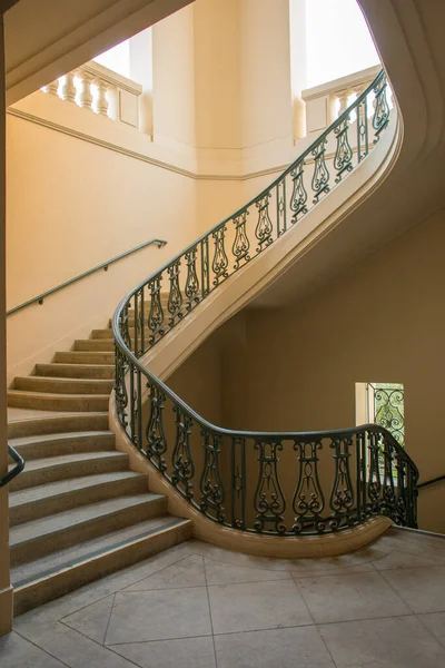 Lovely Spiral Steps Found Pasadena California Plenty Warm Light Bouncing — Stock Photo, Image