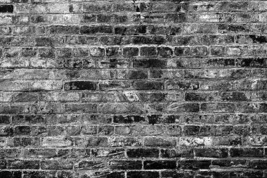 Siyah boyalı tuğla duvarın yatay kısmı soyut siyah tuğla duvar dokusu kalıp arkaplanı için. Geniş panorama resmi.