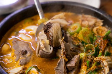 Kore geleneksel sıcak baharat kasesi