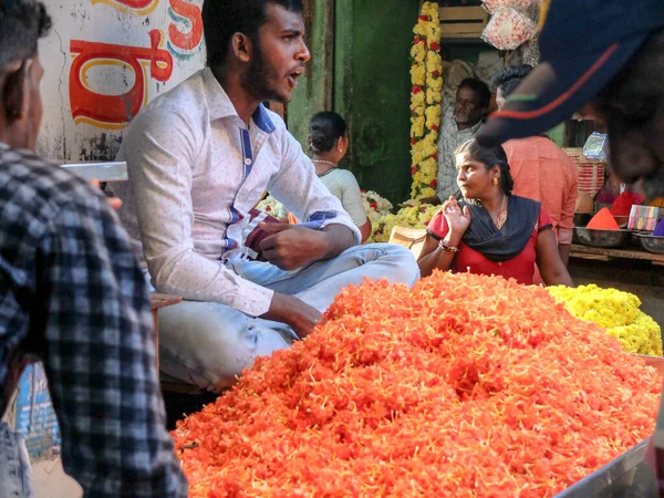 Mysuru Mysore Karnataka India Febuary 2018 Çiçek Tezgahı Devaraja Pazarı — Stok fotoğraf