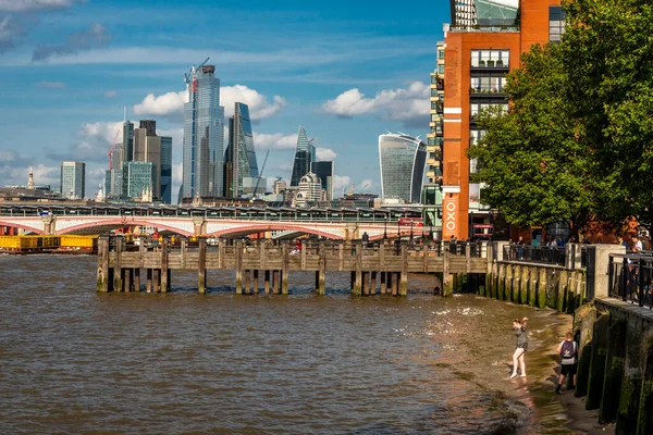 London England July 2019 Mid Summer Scene People Test Waters — 图库照片