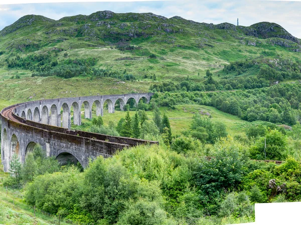 Ikonisches Steinviadukt Das Die Jacobite Dampfbahn Durch Die Westschottischen Highlands — Stockfoto