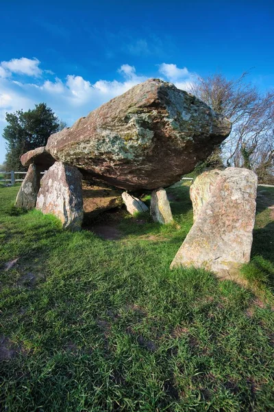 Große Steine Der Inneren Grabkammer 5000 Jahre Alt Nahe Der — Stockfoto