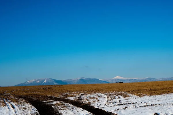 Dağlarda gün batımı