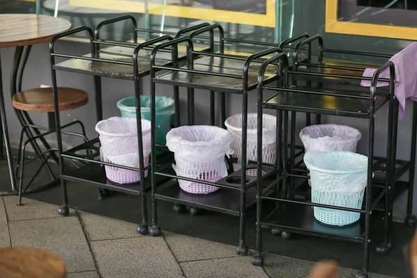 Tempat Sampah Restoran Gunakan Keranjang Dan Kantong Plastik Bersih Untuk — Stok Foto