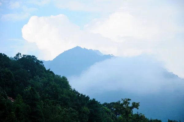 Mountains Tianmu Shan Low Cloud Coverage Late Afternoon Zhejiang Province — Stockfoto